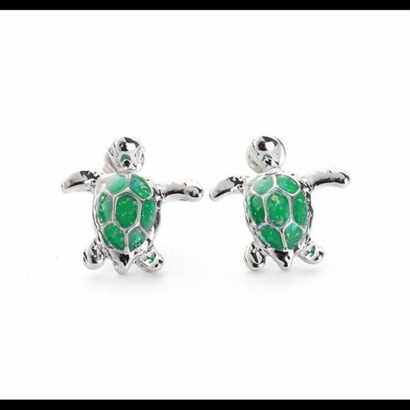 None Jewelry - Turtle Earrings- Green, Post